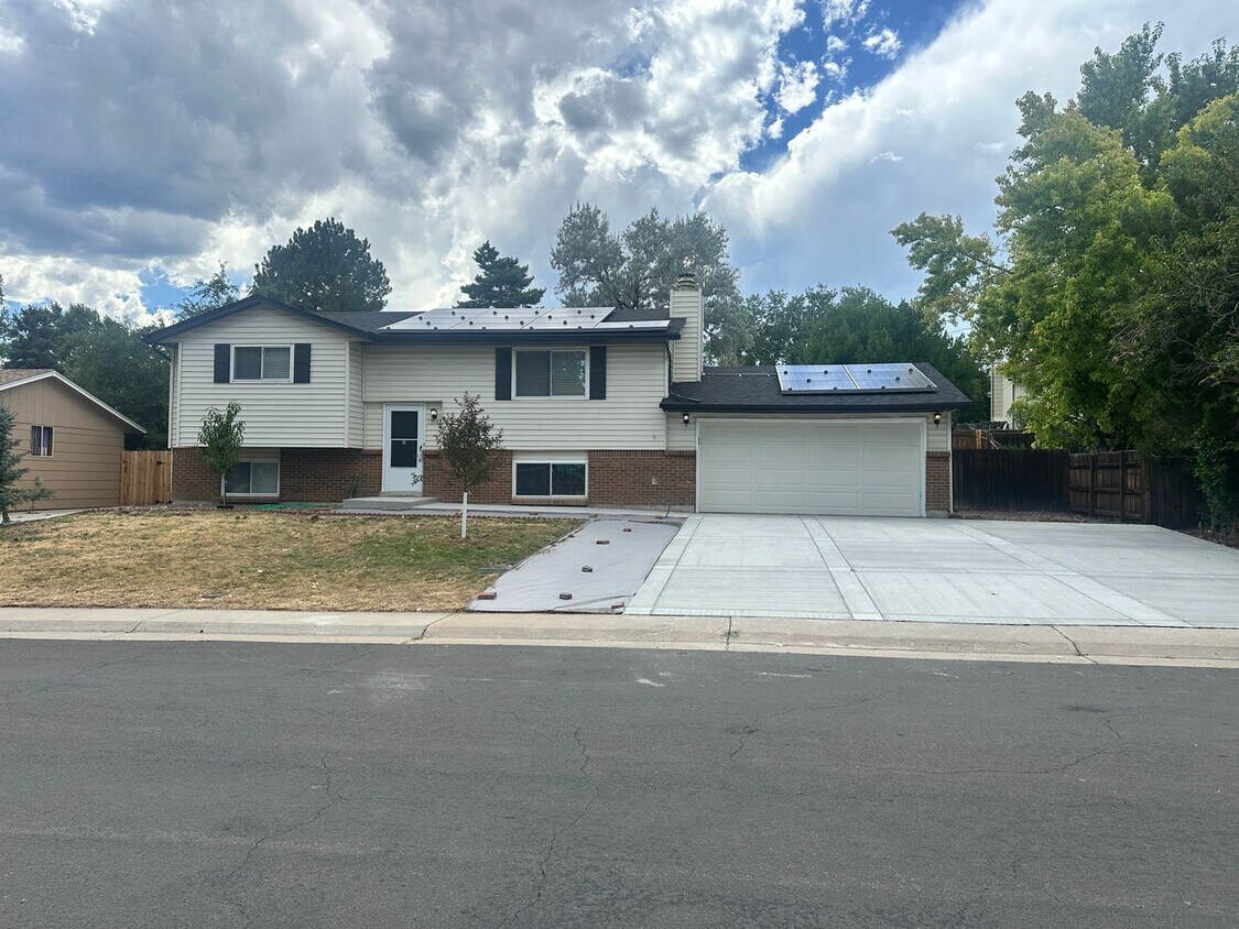 Foto principal - For Rent!! Single Family Home in Lone Tree