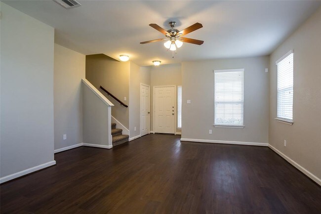 Foto del edificio - 2830 Mesquite Ridge Dr