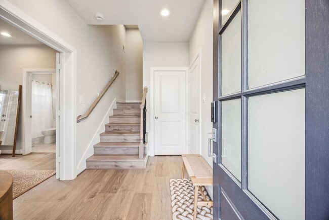 Foto del edificio - 6312 Brighton Oaks Ln