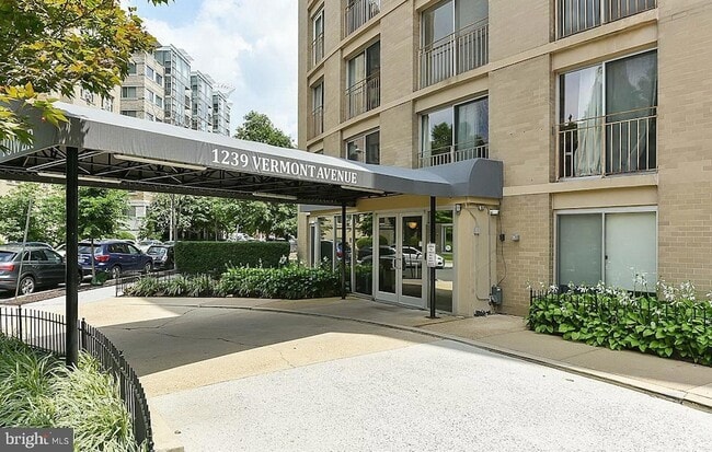 Foto del edificio - 1239 Vermont Ave NW