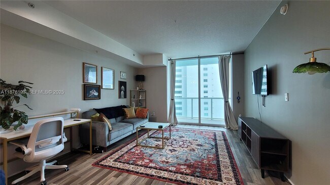 Foto del edificio - 1900 N Bayshore Dr