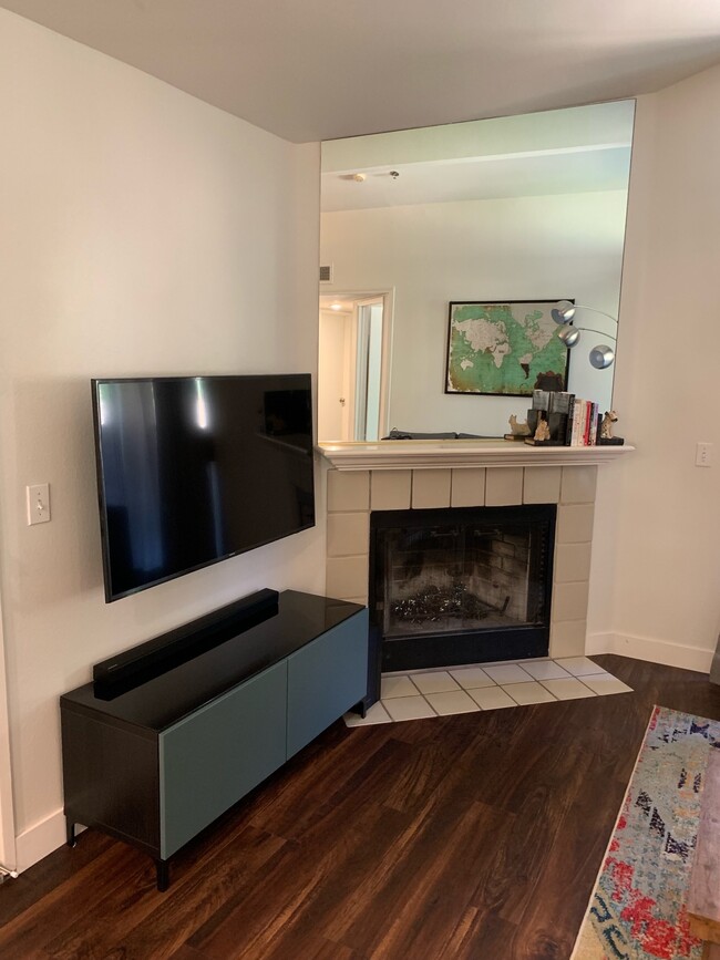 Living Room - 17161 Alva Rd