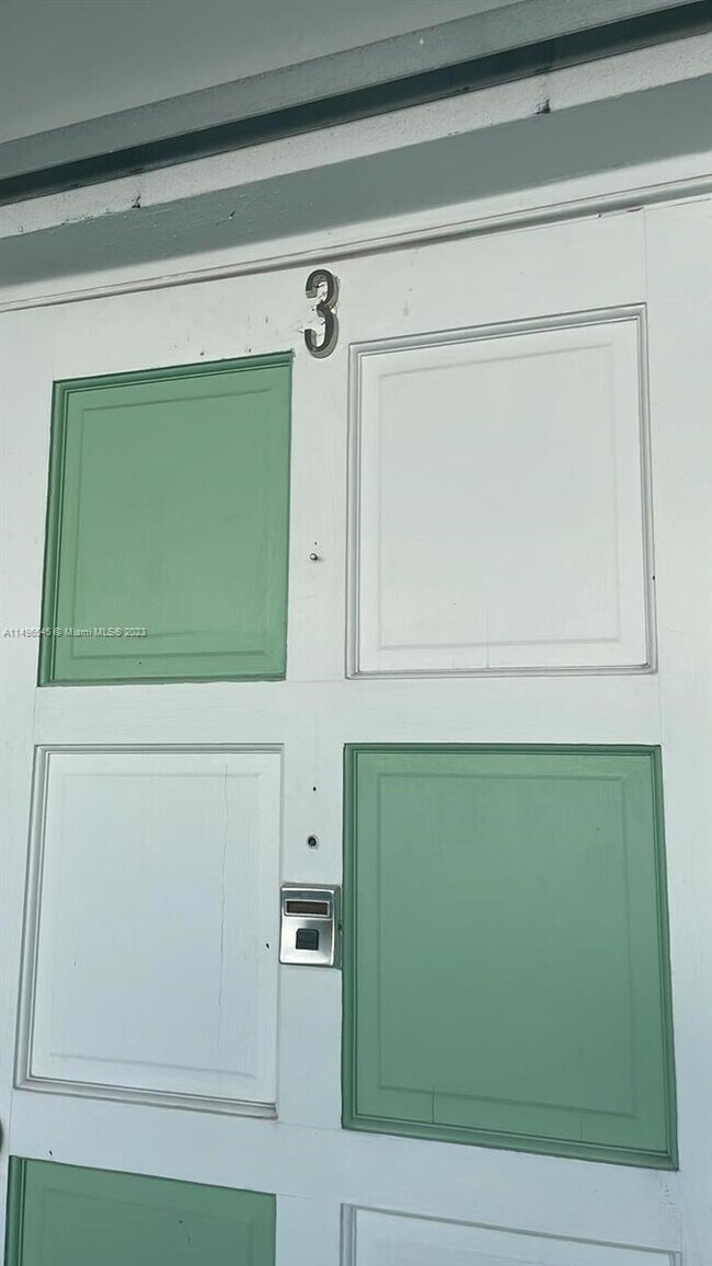 Foto del edificio - 1719 Wiley St