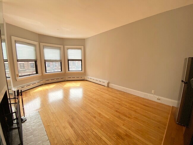 Foto del edificio - 500 Commonwealth Ave