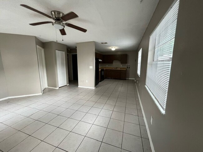 Foto del edificio - 3108 3rd St E