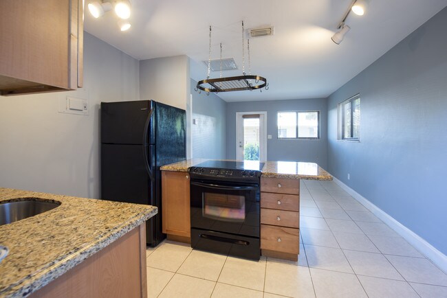 Kitchen 2 - 1023 NW 1st Ave