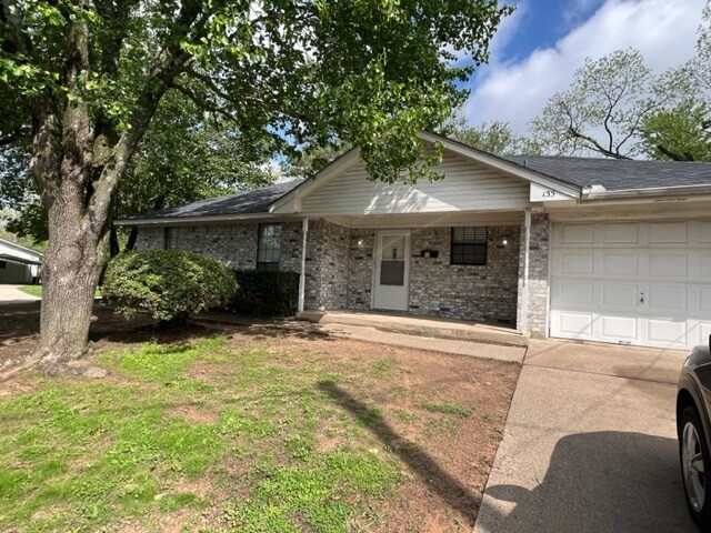 135 Kyle - 135 Kyle St
