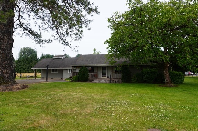 Building Photo - 23217 NE 92nd Ave