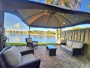 Building Photo - 11405 NW 62nd Terrace