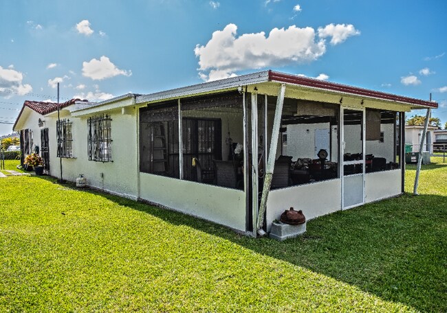 Foto del edificio - 1020 SW 84th Ave