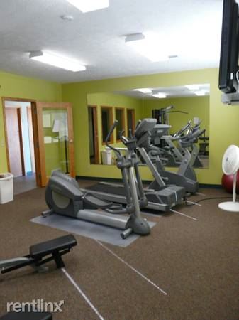 Building Photo - 1801 N Park Dr