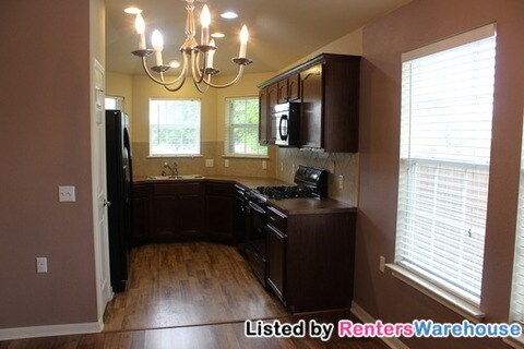 Building Photo - 7900 Nater Ln