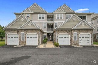 Building Photo - 3902 N Sagamore Dr