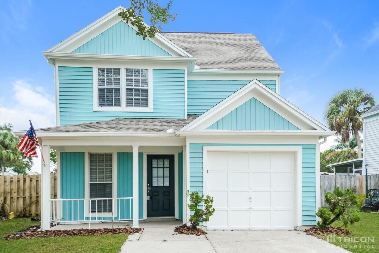 Foto principal - 11011 Greenaire Dr