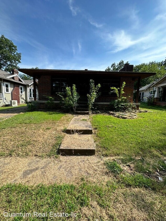 2 br, 1.5 bath House 1614 CEDAR STREET House Rental in Van Buren