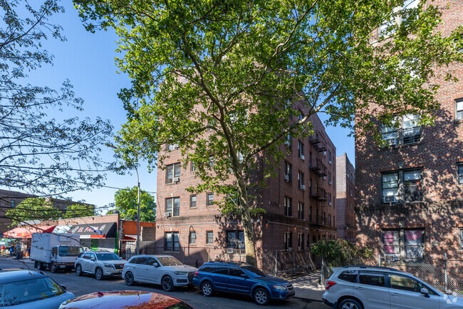 Building Photo - 35-54 95th St