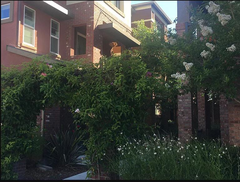 Foto principal - 1530 Neleigh Pl