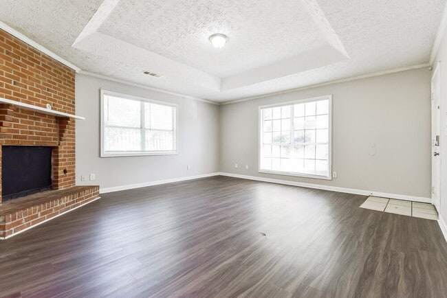 Building Photo - 5408 Glen Haven Dr