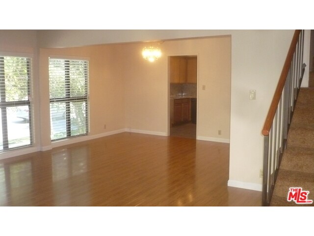 Foto del edificio - 13412 Burbank Blvd