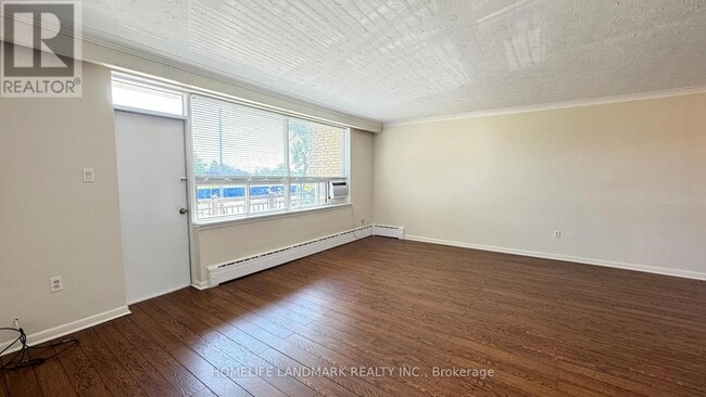 Building Photo - 242-242 Wilmington Ave
