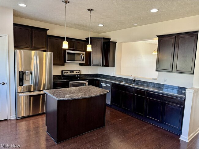 Foto del edificio - 6648 Park Pointe Ct