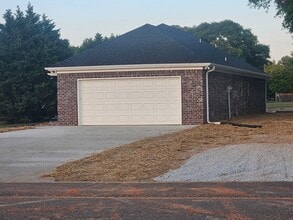 Building Photo - 20574 Johnson Rd