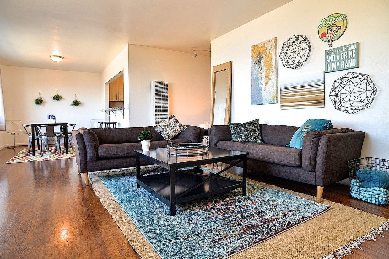 616 Prospect St Unit 15, La Jolla, CA 92037 Apartment for Rent in La