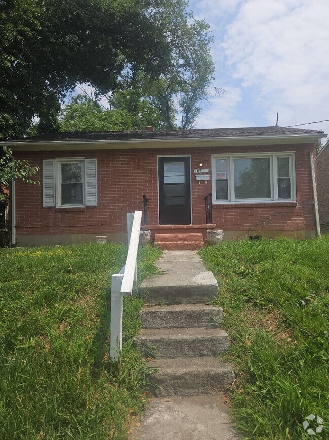 Building Photo - 1527 Gilmer Ave NW