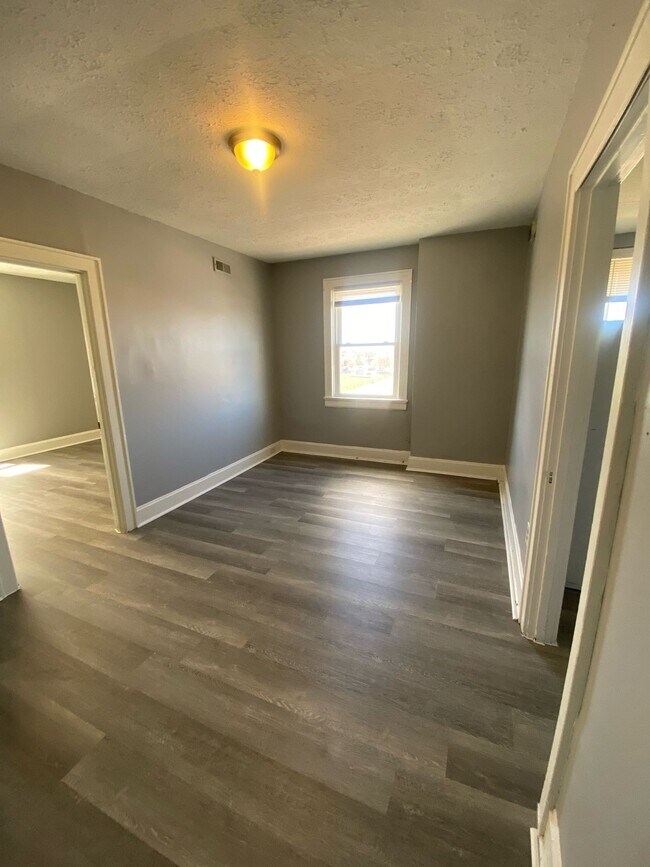 Foto del edificio - 3834 Glenway Ave