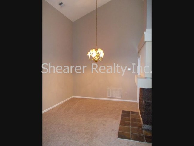 Foto del edificio - 10325 Ashley Farm Dr