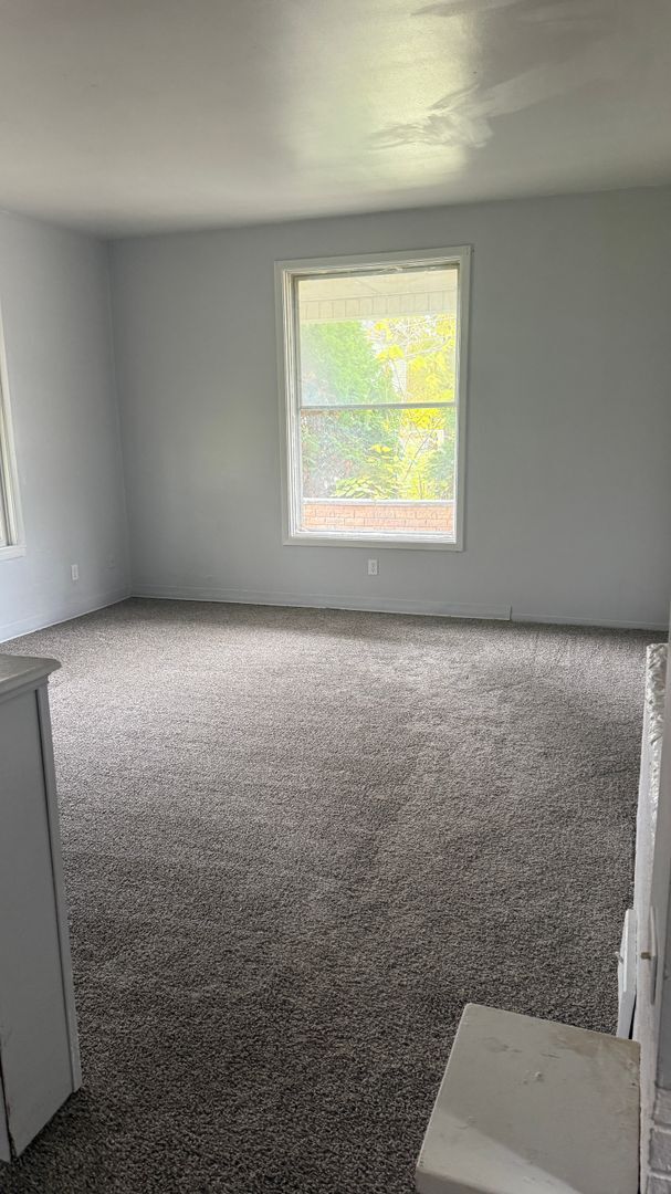 Foto del edificio - Large 3 bedroom Single Family Home