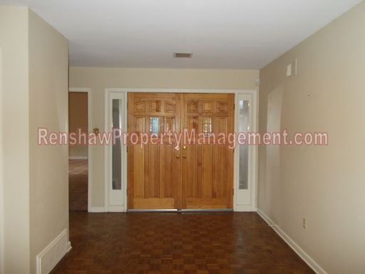 Building Photo - 6350 E Shady Grove Rd