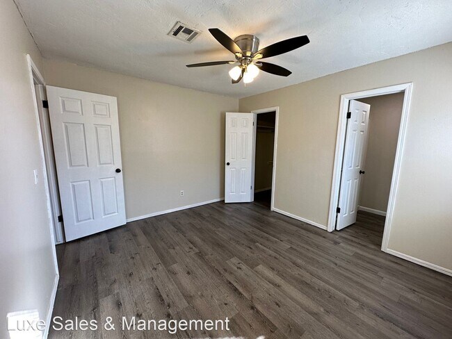 Building Photo - 3 br, 2 bath House - 522 Peppertree Lane