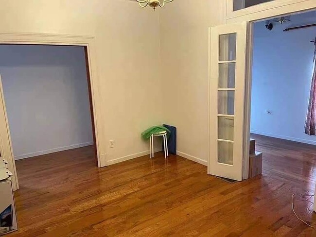Foto del edificio - 931 Greenfield Ave