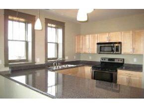 Foto del edificio - 581 E Hillside Dr