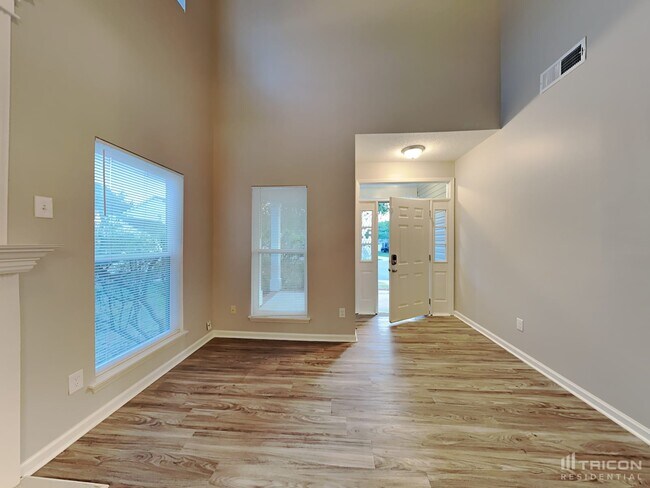 Building Photo - 13200 Lampmeade Ln