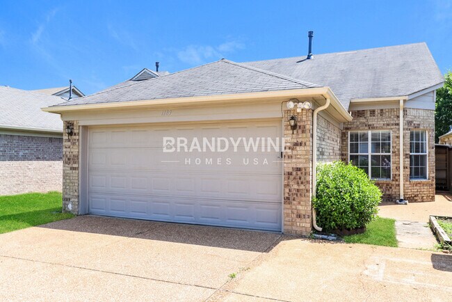 Foto del edificio - 1189 Travers Ln