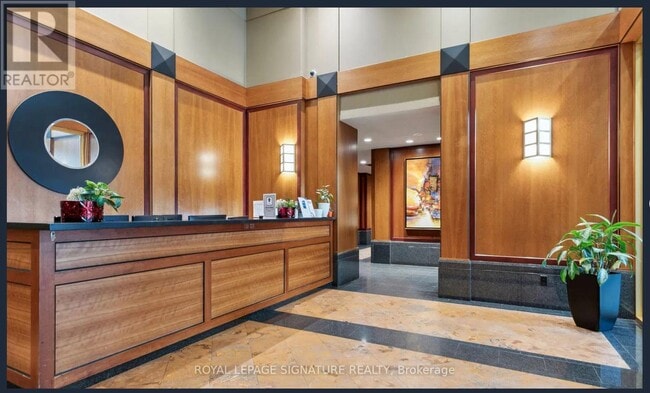 Photo du bâtiment - 750-3750 Bay St.