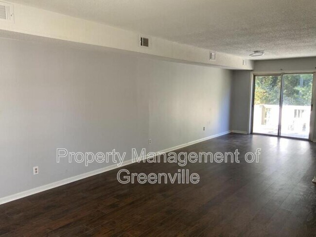 Foto del edificio - 342 Devonwood Ct