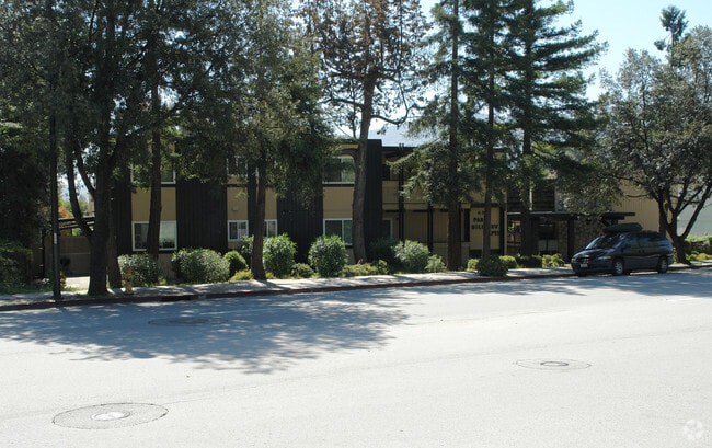 Building Photo - Park Hill View Apartment