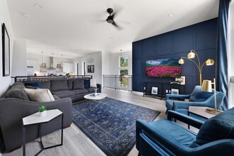 Building Photo - 925 Ramsey St