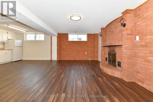 Building Photo - 128 Maniza Rd
