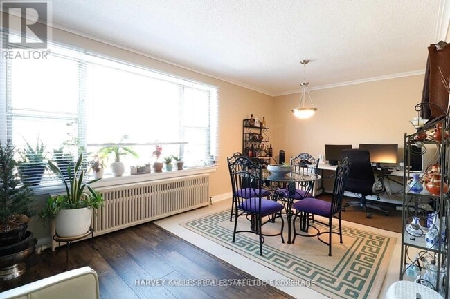 Building Photo - 88 Trethewey Dr
