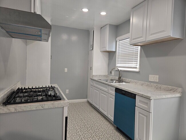 Foto del edificio - 4113 N Greenbrier Rd
