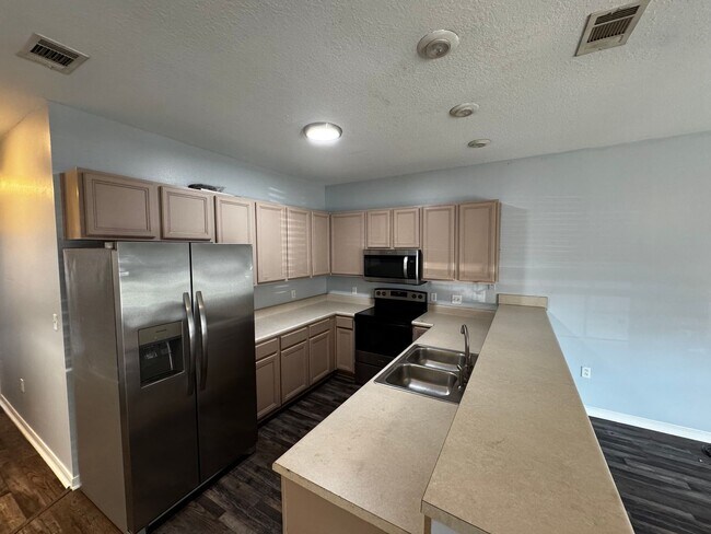 Foto del edificio - 2 Bedroom, 2 Bathroom Townhouse located in Beautiful Santa Rosa Beach