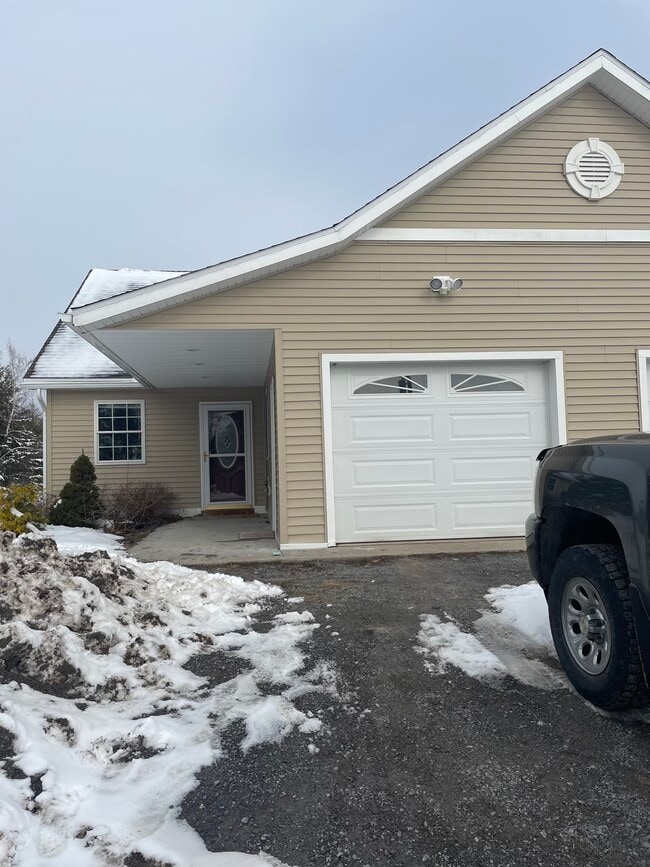 651 Hatch Rd, Potsdam, NY 13676 Townhome Rentals in Potsdam NY
