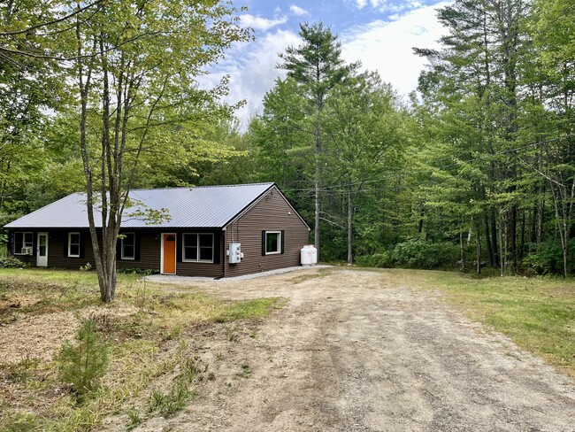 Building Photo - 648 Sturtevant Hill Rd