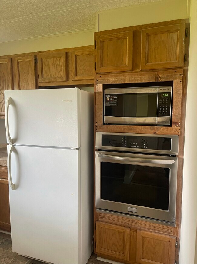 Foto del edificio - 4802 Big Springs Rd