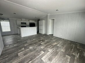 Building Photo - 2025 Bren Mar Ct