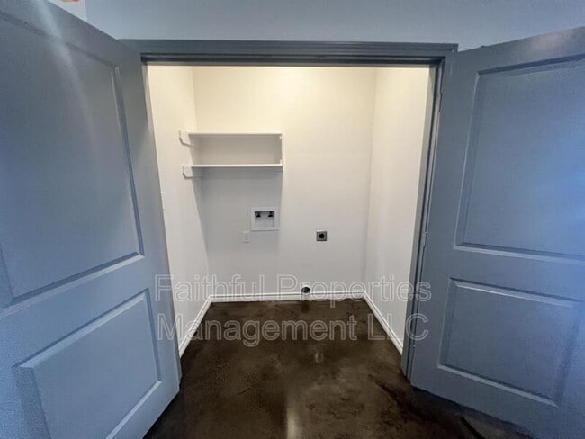 Foto del edificio - 16374 County Rd 4100